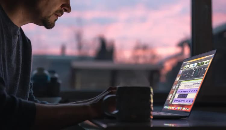 إنتاج المحتوى الإعلاني العمودي لسناب شات