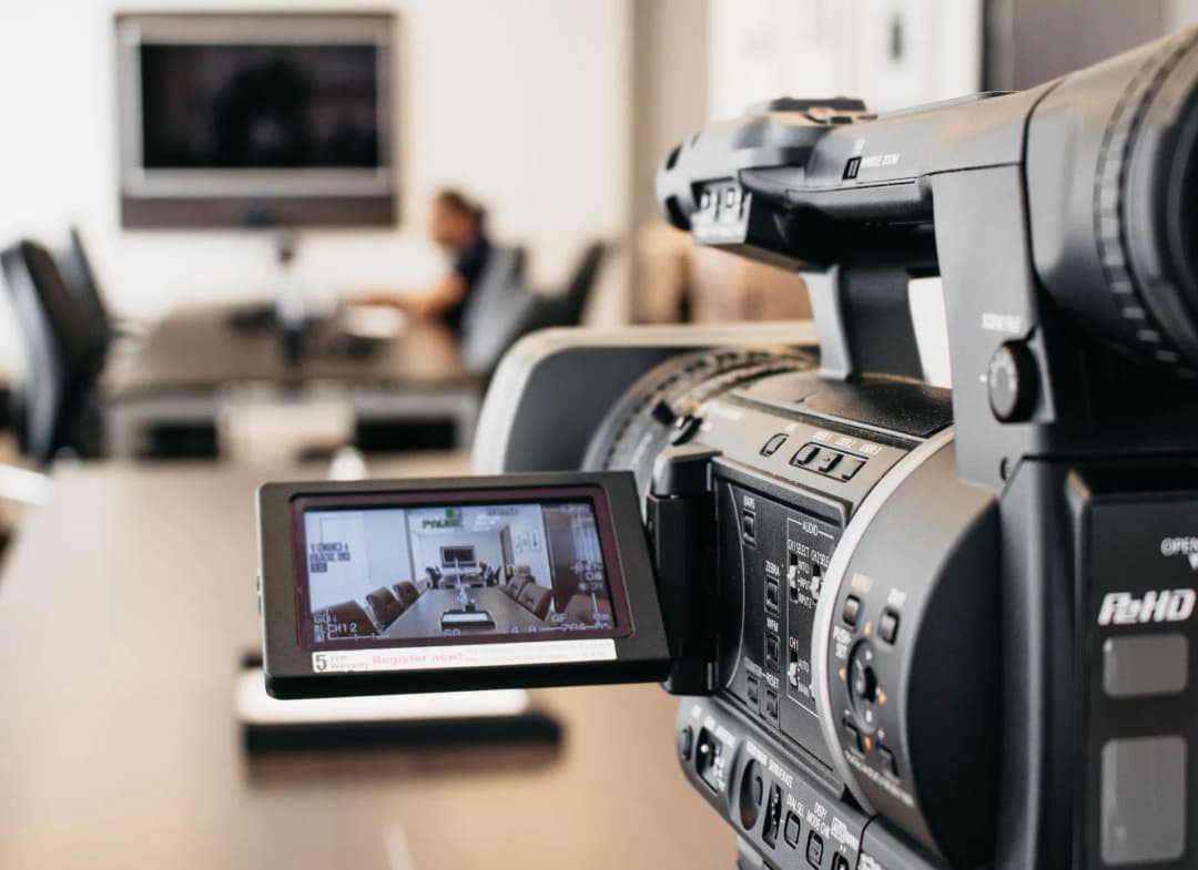 الفيديوهات التعريفية والمؤسسية (Corporate Videos)